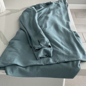 Athleta Pranayama Sweater